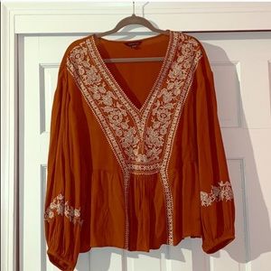 American Eagle Flowy Top